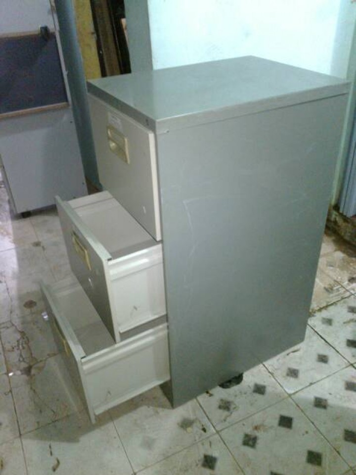 Thanh Lý Tủ File Sắt 3 Ngăn Cũ Giá Rẻ